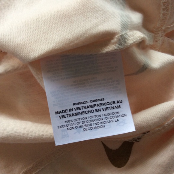 NIKE METALLIC LOGO PRINT T SHIRT SIZE XS NWT - Picture 8 of 9